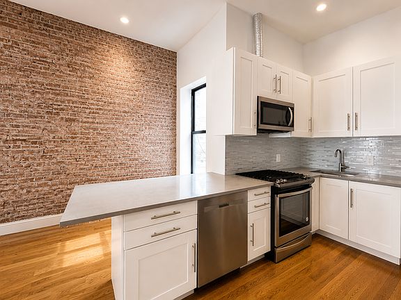 4th image of 43-04 30th Ave #1R