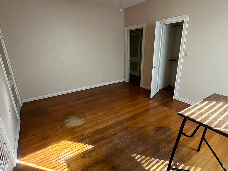 358 N Jefferson St — Photo 7
