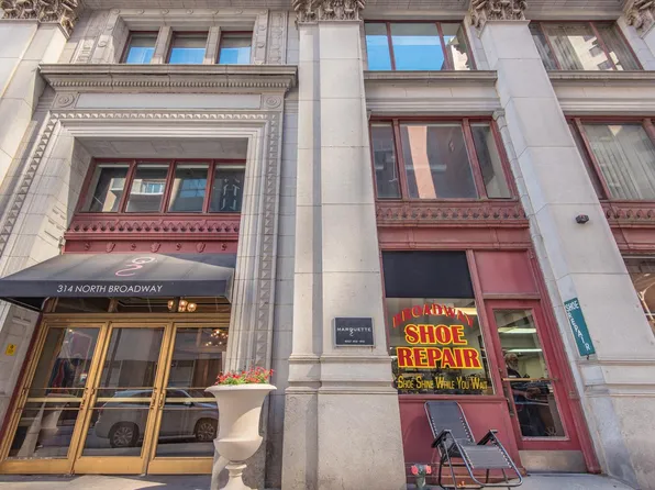 314 N Broadway Ave Unit 803, Saint Louis, MO 63102