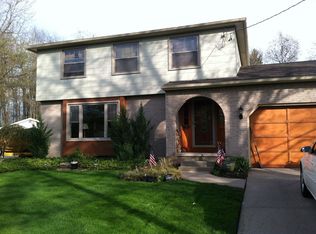 89 Brentwood Dr, North Tonawanda, NY 14120