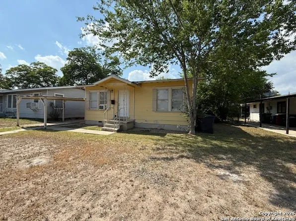 207 Fargo, San Antonio, TX 78220