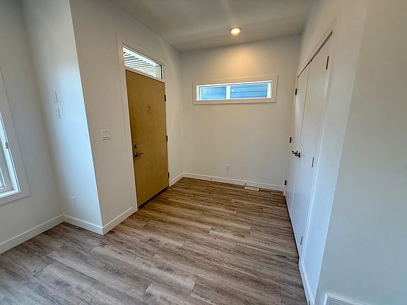 5th image of 7427 106th St NW #7427