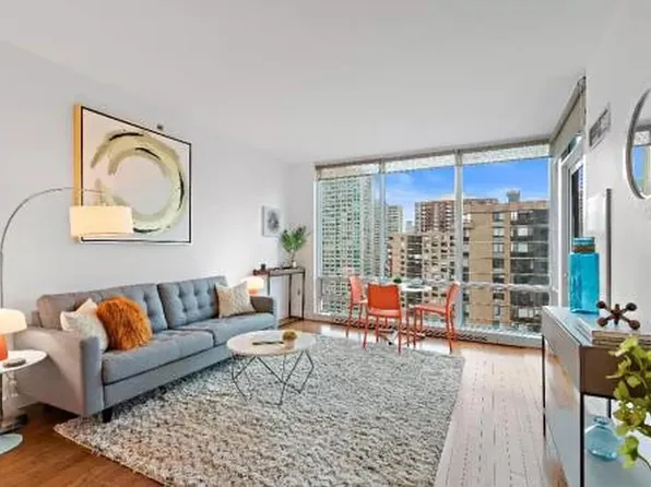 20 Newport Pkwy APT 2306, Jersey City, NJ 07310