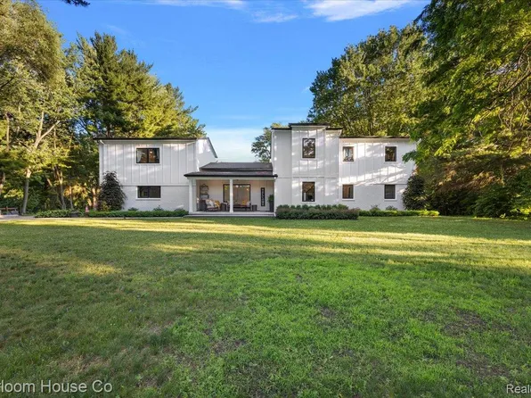 49001 Hanford Rd, Canton, MI 48187