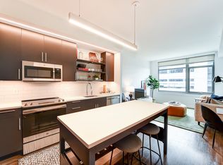 150 I St SE PENTHOUSE 33, Washington, DC 20003