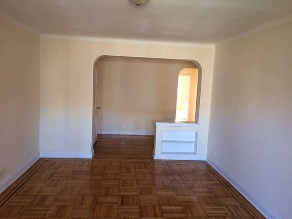 4th image of 7272 112th St APT 3V