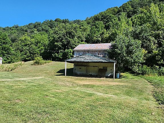 5th image of 16240 Fish Creek Road