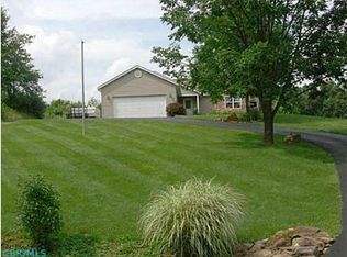 324 Fieldridge Dr, Howard, OH