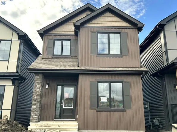 3 Clichy Close, Saint Albert, AB T8T 2E3