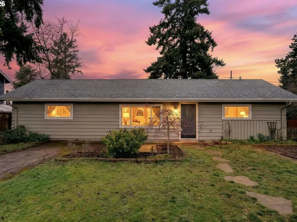 12719 NE Holladay St, Portland, OR 97230