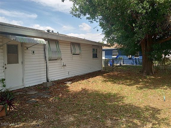 2nd image of 1553 Lockwood Dr