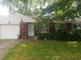 105 Sunrise Blvd W, Mogadore, OH 44260