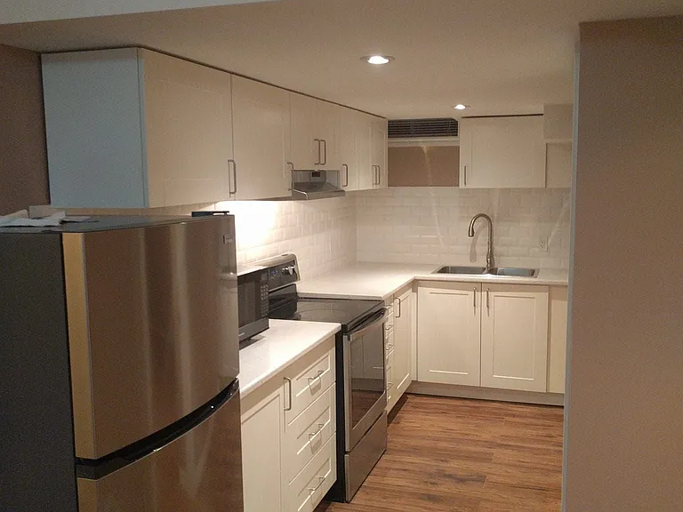 1264 Sim Pl #BASEMENT — Photo 8