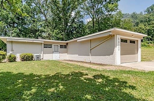 1st image of 3312 Windgate Dr