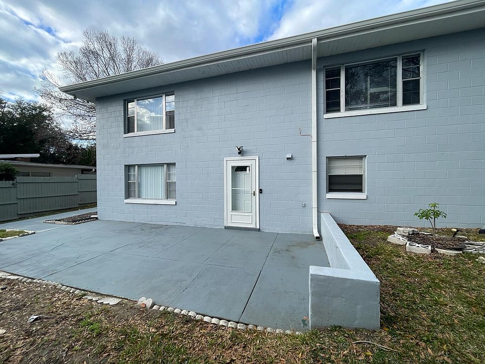 1st image of 377 Palm Ln #A