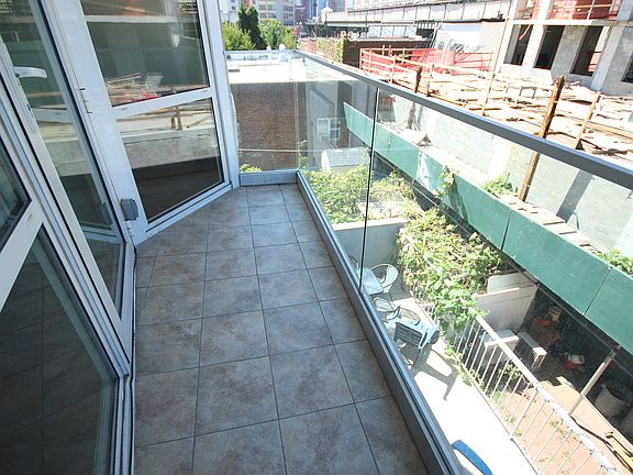 4th image of 38-12 32nd St #3F