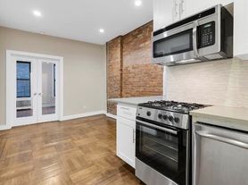 237 9th Ave, New York, NY