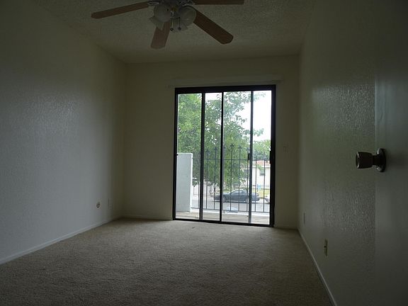5th image of 2437 51st Ave