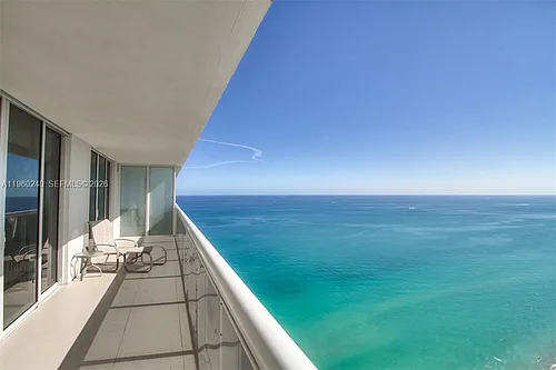1830 S Ocean Dr #4404 Photo 1