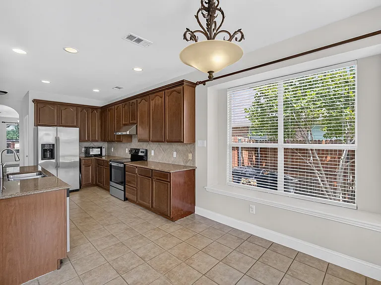 4521 Chaparral Creek Dr — Photo 10
