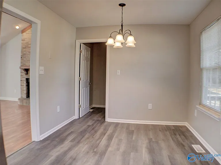 112 Suddith Ln — Photo 9