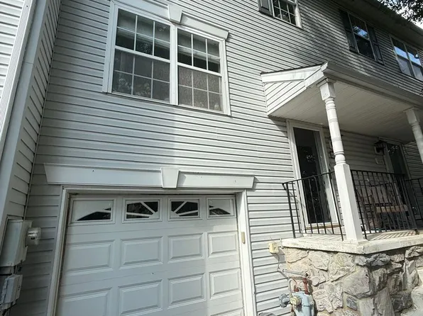 4614 Louise Saint Claire Dr, Doylestown, PA 18902