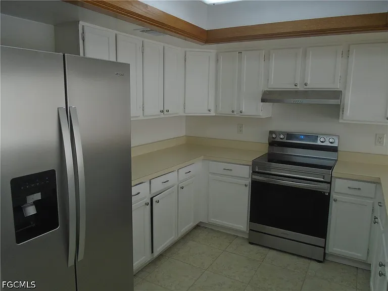 1228 SW Trafalgar Pkwy #1228 — Photo 4