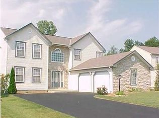 557 Stable St, Pataskala, OH 43062