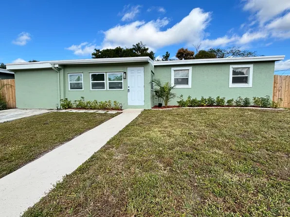 3945 Ocala Road, Lake Worth, FL 33462