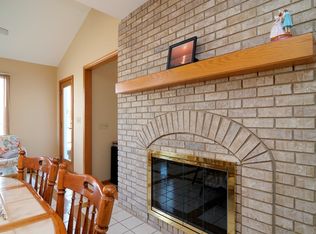 3208 Ashbury Dr, Naperville, IL 60564