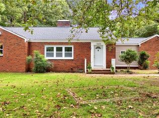14600 Rivermont Rd, Chester, VA 23836
