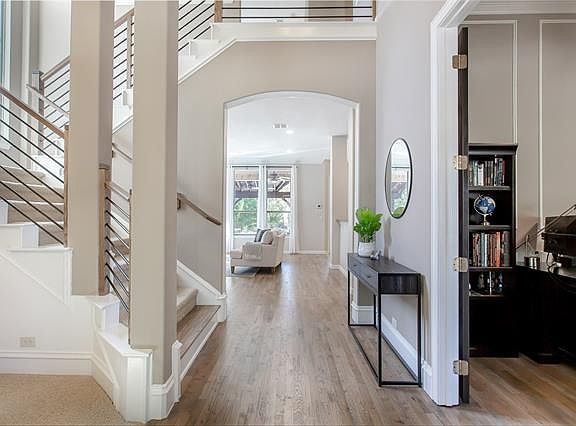 3rd image of 829 Hidden Springs Ct