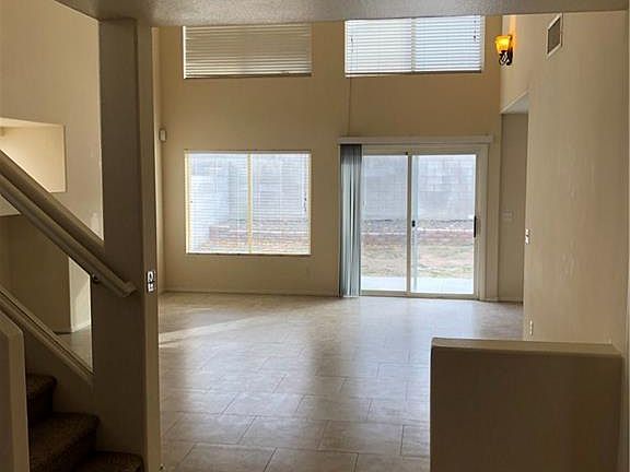 5th image of 659 Persian Violet Ave