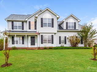 147 Scotland Dr, Spring Lake, NC 28390