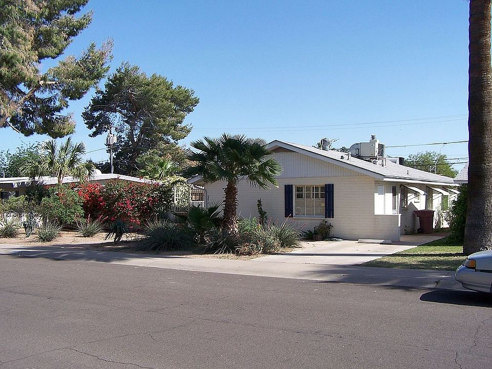 duplex of 2 bedroom apts