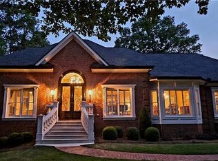 101 Oakland Hills Ct, Johns Creek, GA 30097