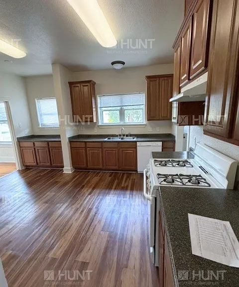 2709 Dickman Rd — Photo 6