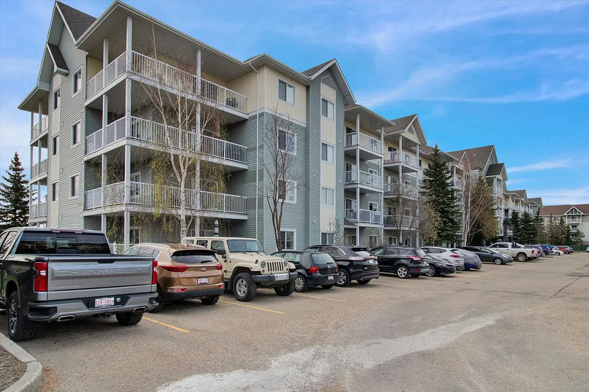 1 Bed plus Den Fully Furnished Fort Saskatchewan — Photo 4