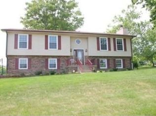 2032 Idylwild Ct, Richmond, KY 40475
