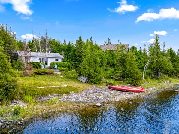 263 Eagle Rd, Northern Bruce Peninsula, ON N0H 2R0