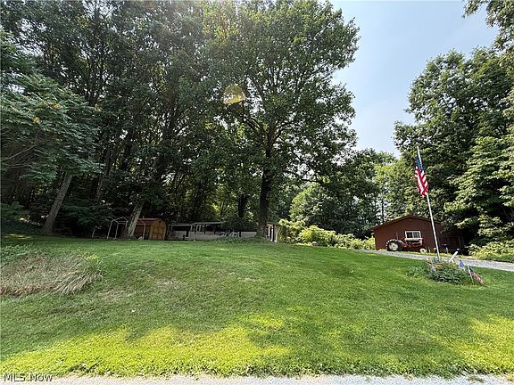 3rd image of 16029 Township Road 289
