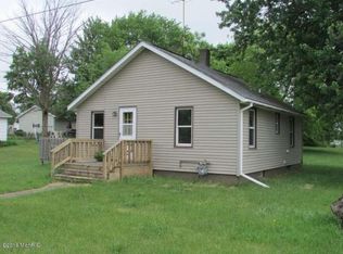 3556 Center St, Ravenna, MI 49451