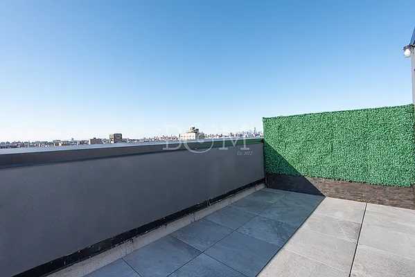 Rented by Brick&Mortar | media 25