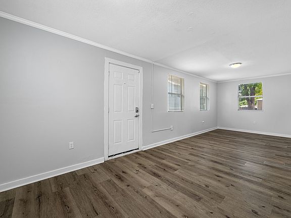 3rd image of 7707 N Huntley Ave #232
