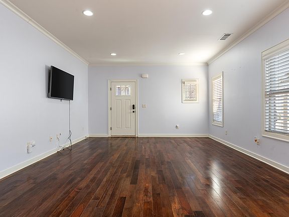 4th image of 2129 Chalybe Dr