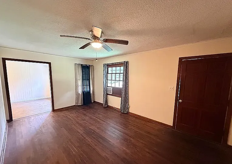 3148 Sylvester Dr — Photo 14