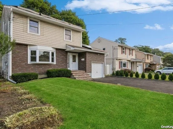 29 E 22nd Street, Huntington Station, NY 11746