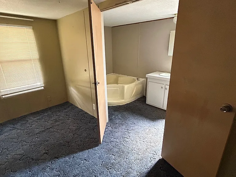 80 San Antonio St #STREET84 — Photo 3