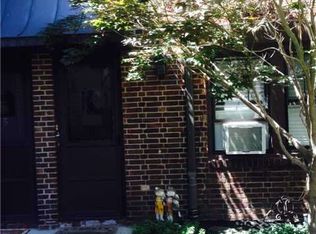 40-40 203rd St #8B, Bayside, NY 11361