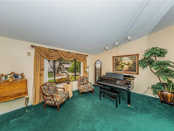 5th image of 3046 Enisglen Dr